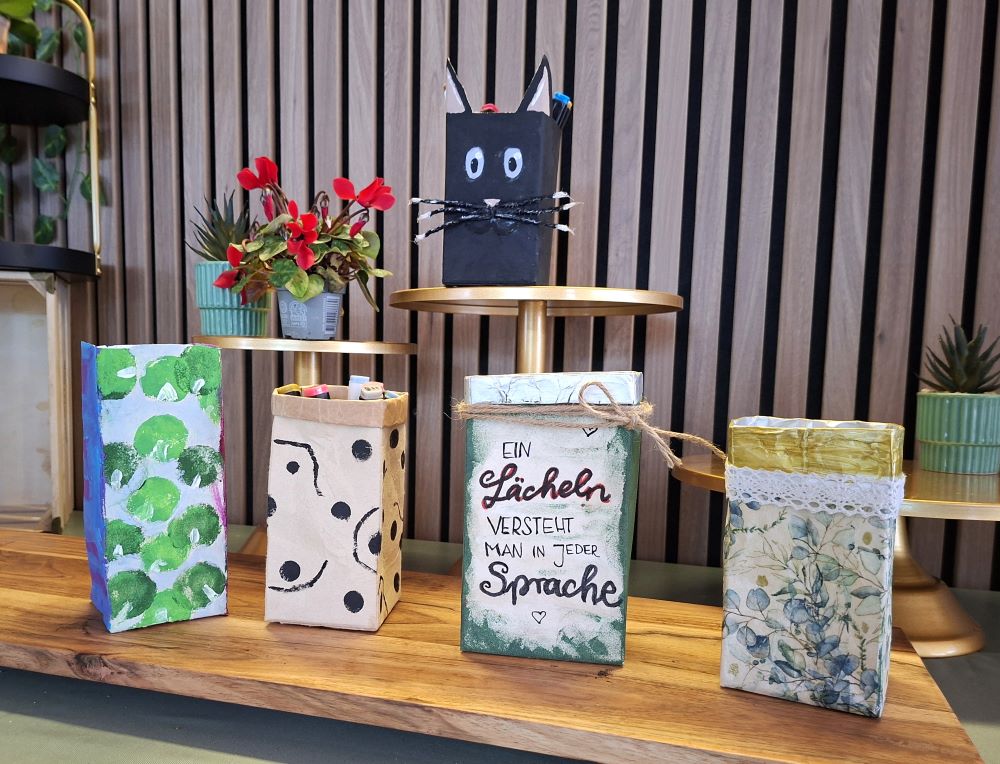Tetra Packs in der Kreativ Werkstatt Alzenau nach dem Upcycling